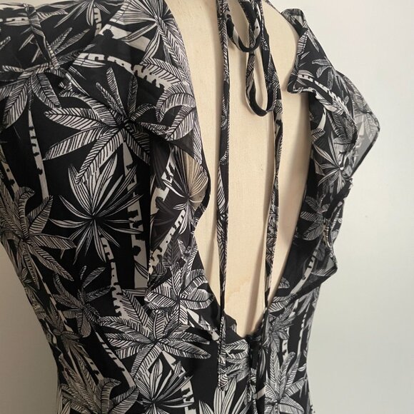 Black & White Palm Print High-Low Dress - Picture 9 of 14